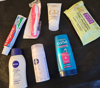 Trousse de toilette pour voyage femme - Les tresors de PAQ