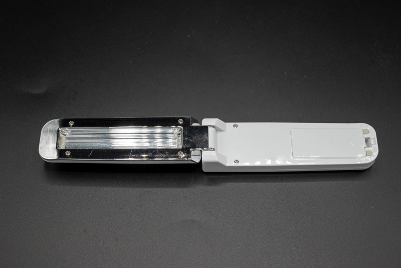 lampe de désinfection avec lumière UV - Les tresors de PAQ