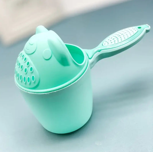 tasse de rinçage bain bébé